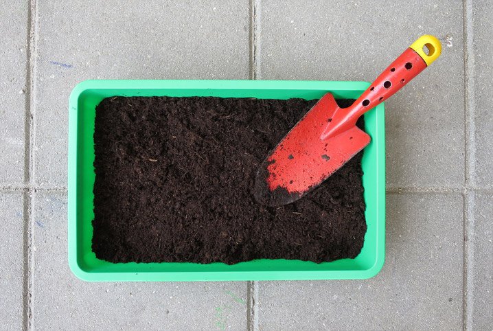 ferramentas para jardinagem meio