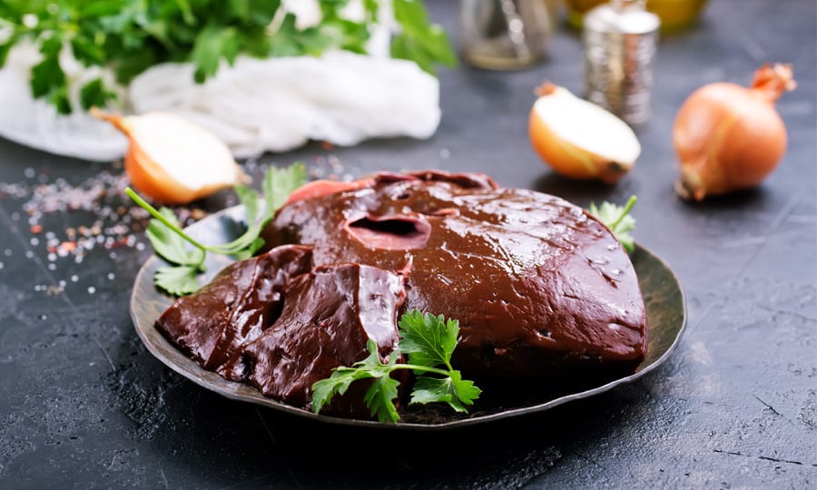 Bife de fígado acebolado - com truques para ficar macio!