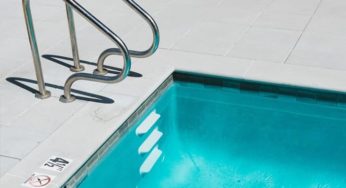 Descubra qual piscina é melhor: vinil ou azulejo?