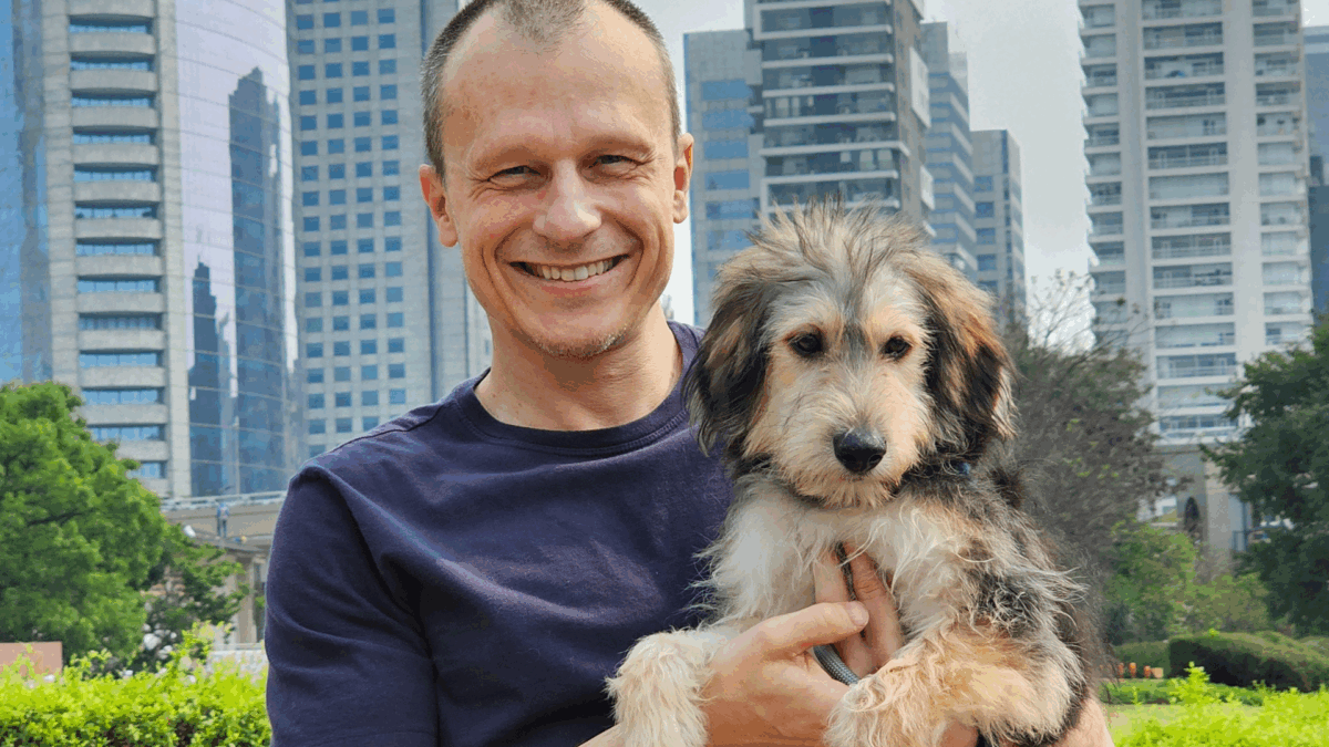 Dr. Pet e seu cachorro.